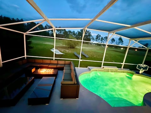 Private Outdoor Dining that sits up to 24 persons outside & 20 persons inside.