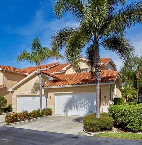 2 Car Garage w/remote and direct access