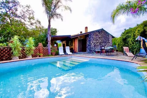 Holiday Home Swimming Pool