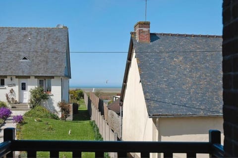 Immediate Surroundings [summer] (<1 km)