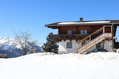 Holiday Home Exterior [winter]