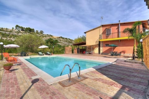 Holiday Home Swimming Pool