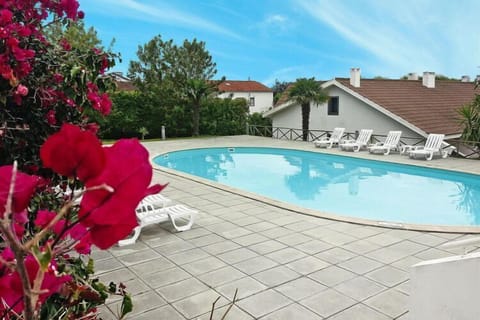 Holiday Home Swimming Pool