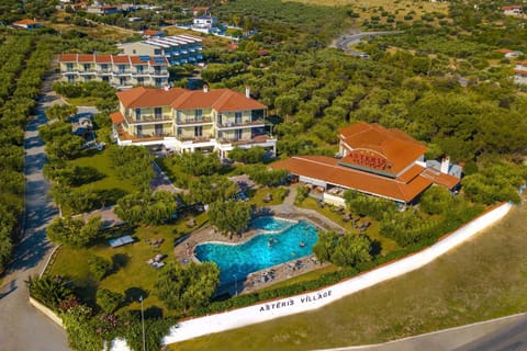 Holiday Home Exterior [summer]