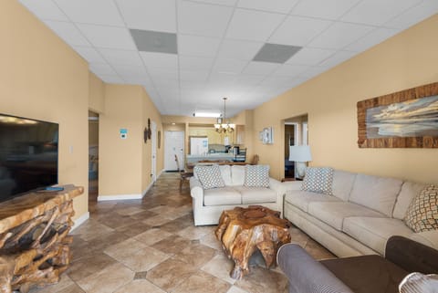 Living room to kitchen view