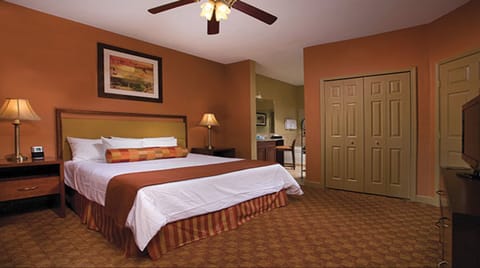 Nashville 1 Bedroom King Bed (Unit May Vary in layout, view, floor, and décor)