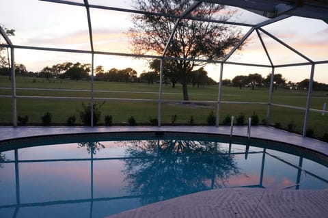 Great view of the golf course. Relaxing atmosphere
