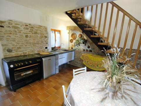 Property, Room, Countertop, Furniture, Floor, Interior Design, Building, Stairs, Home, House