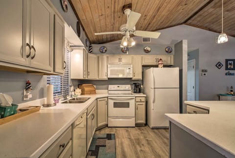 Kitchen | Coffee Maker | Cooking Basics | Spices