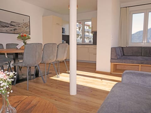 Property, Furniture, Table, Window, Plant, Wood, Shade, Living Room, Interior Design, Comfort