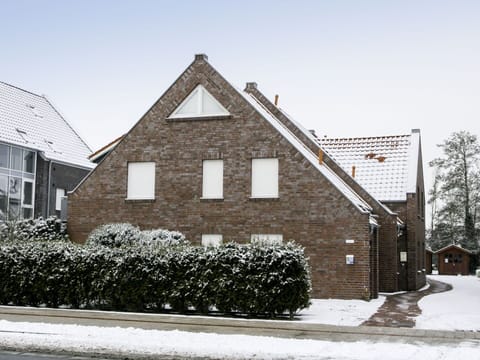 Home, Snow, House, Property, Residential Area, Winter, Neighbourhood, Building, Architecture, Real Estate