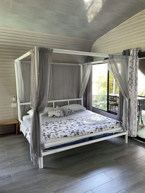 Queen size  bed