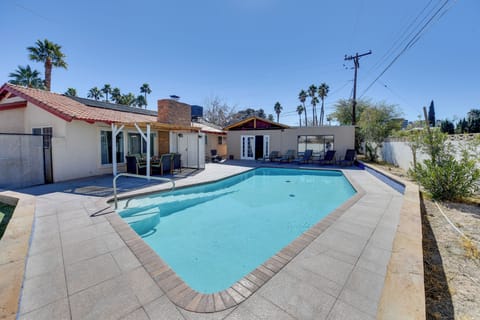Las Vegas Vacation Rental Home | 3BR | 3BA | 2,200 Sq Ft | Single Story