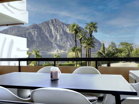 Water, Sky, Plant, Mountain, Swimming Pool, Azure, Cloud, Tree, Leisure, Outdoor Furniture