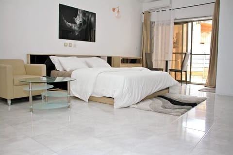 Queen size bed 160x200