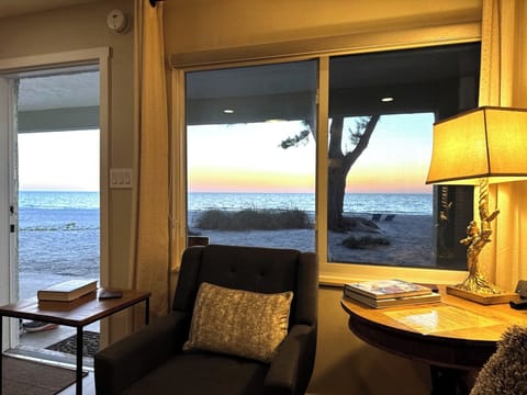 Beachfront - View from your living room, bedroom and patio. Right on the sand. 