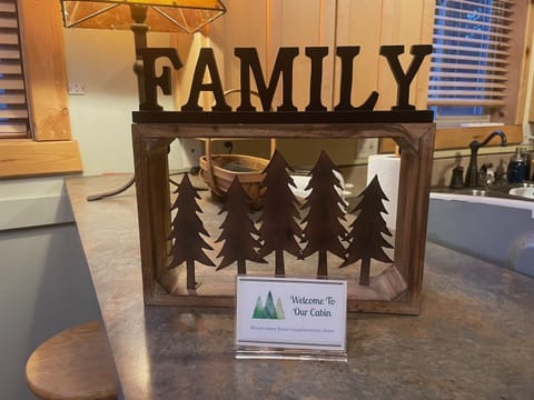 Great cabin for family and friends