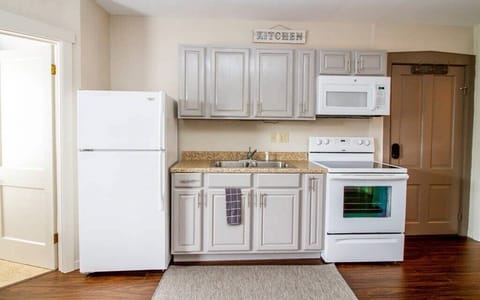 17c31714-8d35-49a6-bf07-ee8f602b2e3b