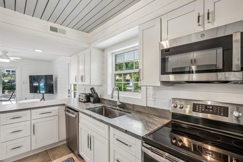Kitchen at 7 Cassina Lane