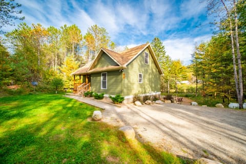 Beaver Brook Chalet, near Whiteface Mountain, is a lovely year-round destination. 