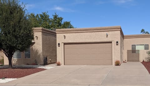 Palomino Home - Front