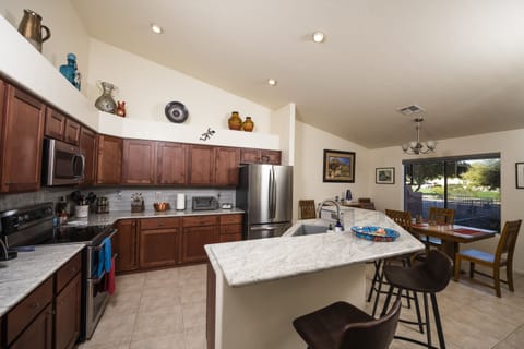 Fantastically equipped and roomy kitchen with dining for 6 and dimmer switches 