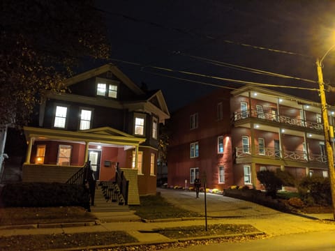 Night Time Street View