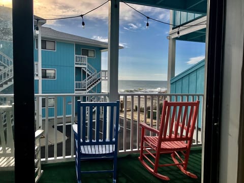 This is the view of the ocean and where the walkway to th