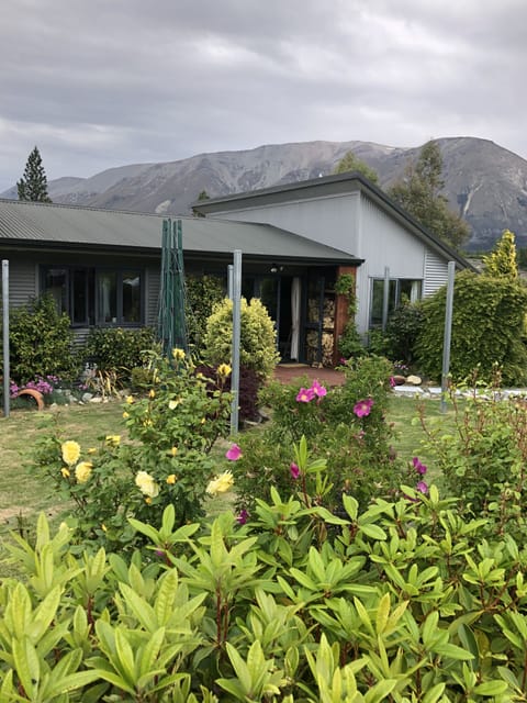 Spring at Snowshoe Cottage