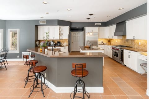 Kitchen and bar seating