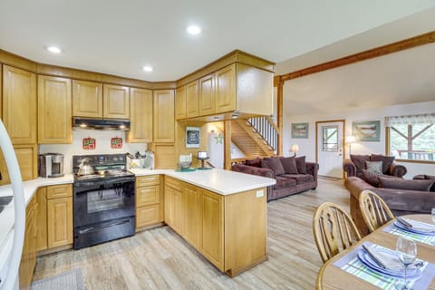 Kitchen | Cooking Basics | Dishware/Flatware