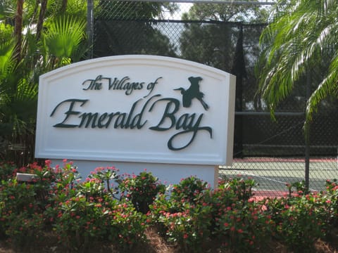 Beautiful North Naples condo in gated community