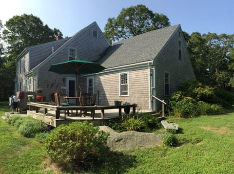 A private escape for quintessential up-island living