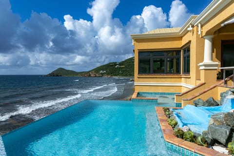 Main Building Infinity Pool