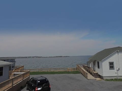 9b231b48.f10