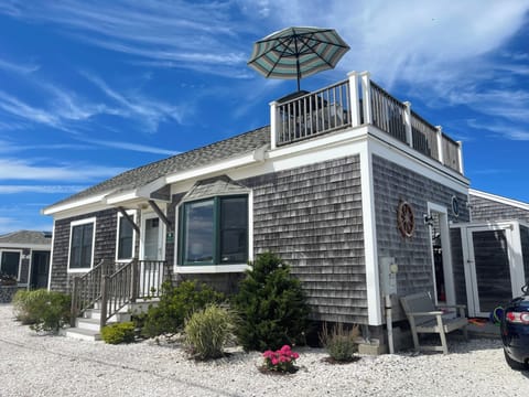 Welcome to Gone Coastal!