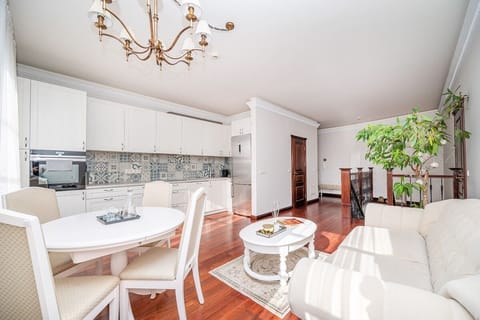 Living room, kitchen and dining area