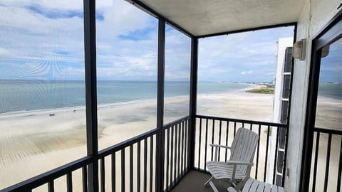 Living Room Lanai View