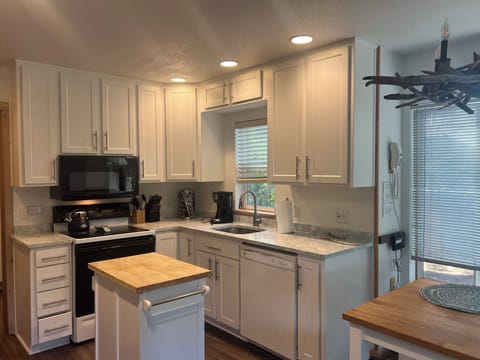 2023 remodeled kitchen 