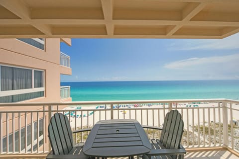 Incredible Beach Views From The Balcony!