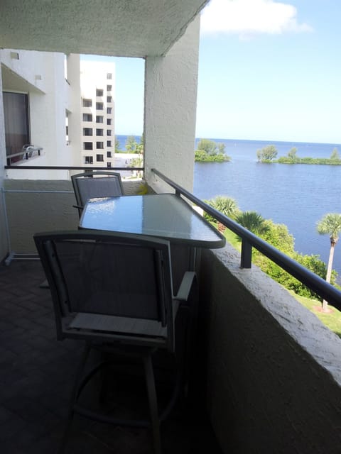 Unit's private balcony - overlooks the Gulf of Mexico.