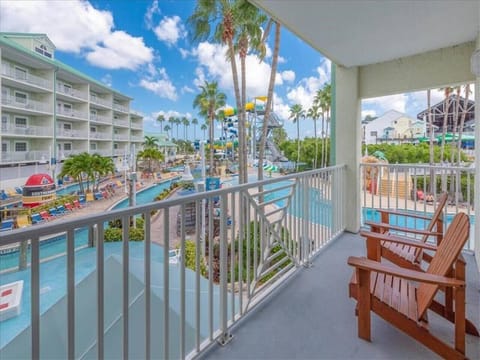 Front balcony overlooks the ONSITE water park.