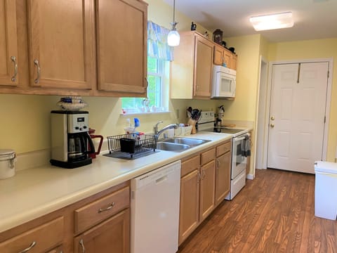 Mugs for this coffee pot or the French press are ready for your morning cuppa!