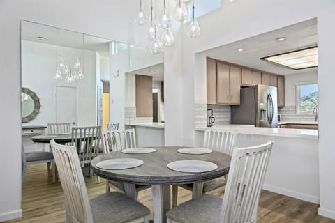 Elegant yet Beach Casual Dining...