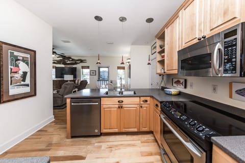 Well equipped kitchen