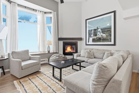 Living Room with Cozy Fireplace 