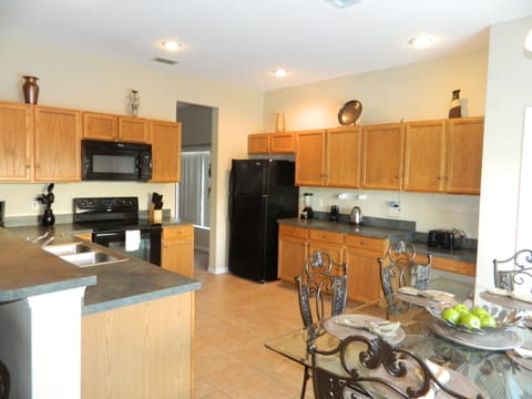 Dual Sink
Insinkerator
4 Slice Toaster
Large Microwave 
Large Oven
Fire Safe