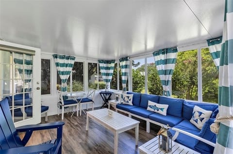 Back sunroom