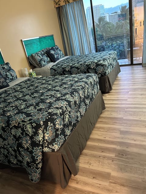 Room,two Queen beds.