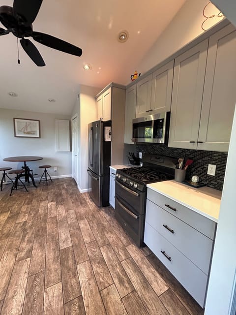 Spacious kitchen with gas stove